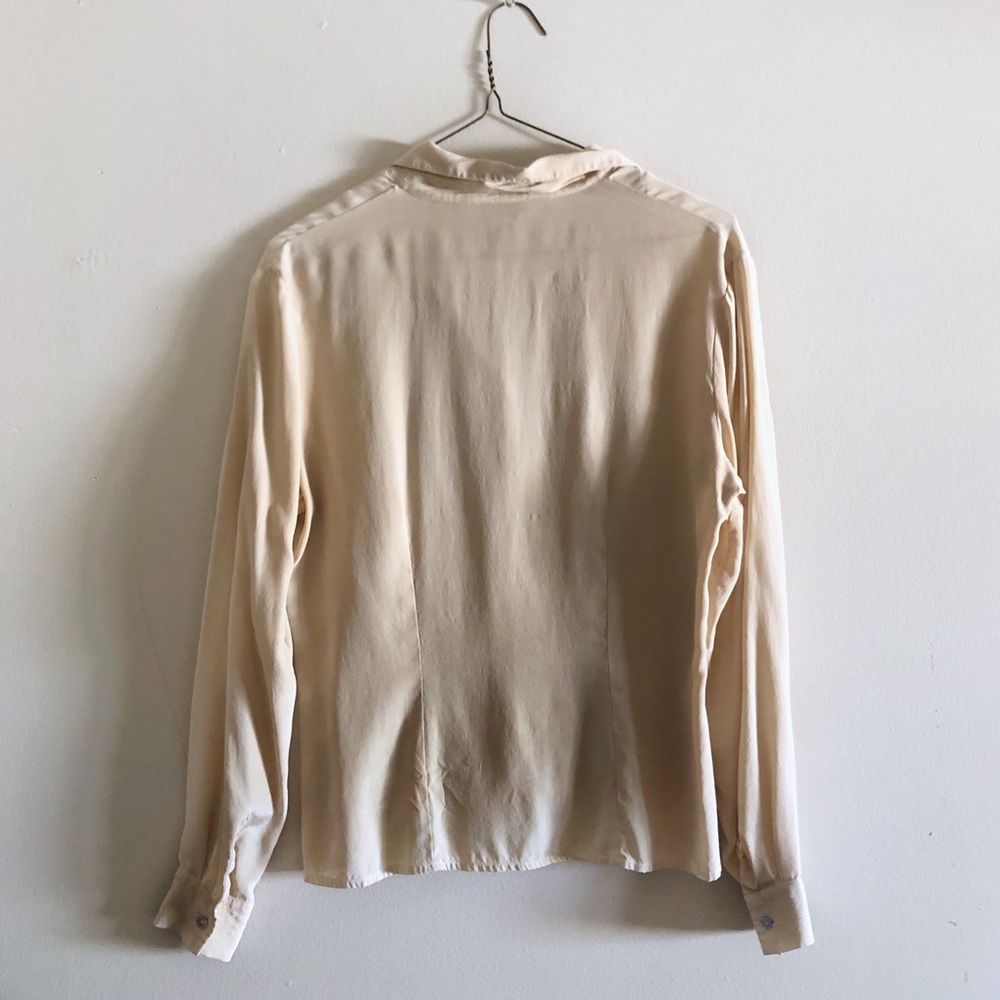 Vintage Petite Sophisticate Cropped Silk Button Down Blouse - Picture 3 of 5